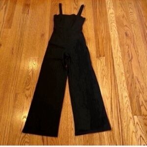 Excellent Condition Forever 21 Sleeveless Jumpsuit- Black, Size Small
